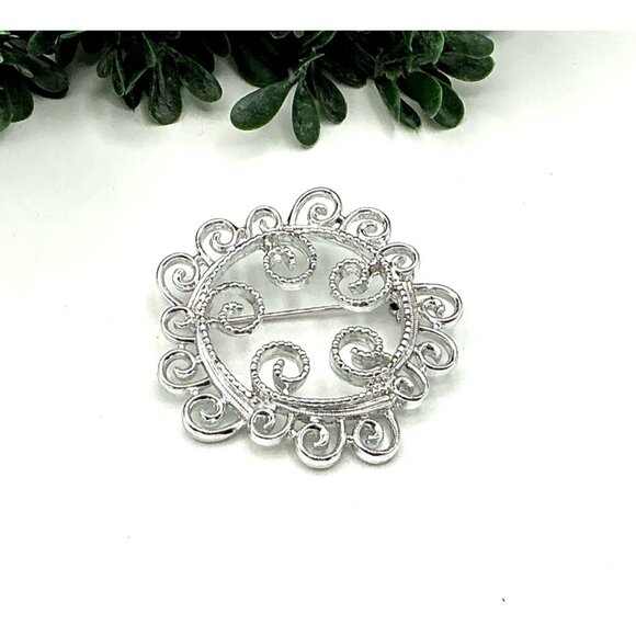 Vintage Silver-Tone Filigree Spiral Circle Brooch Pin Jewelry Accessory - Picture 1 of 3